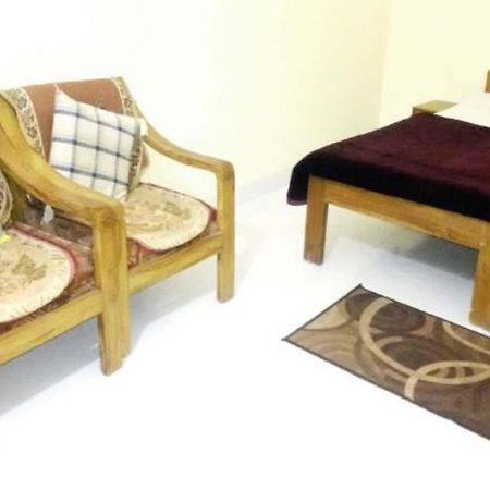 Adb Rooms Ashoka Resort Tāla Buitenkant foto