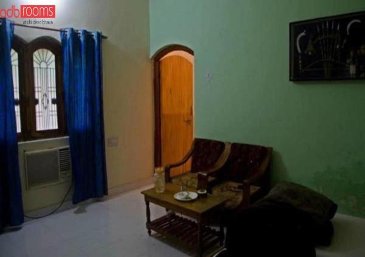 Adb Rooms Ashoka Resort Tāla Buitenkant foto